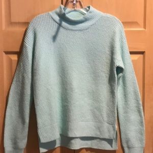 New SO Girl Pullover